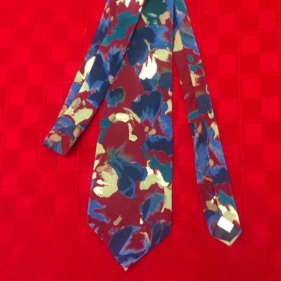 Men's 417 Van Heusen Abstract Floral Patterned Tie - Picture 1 of 7